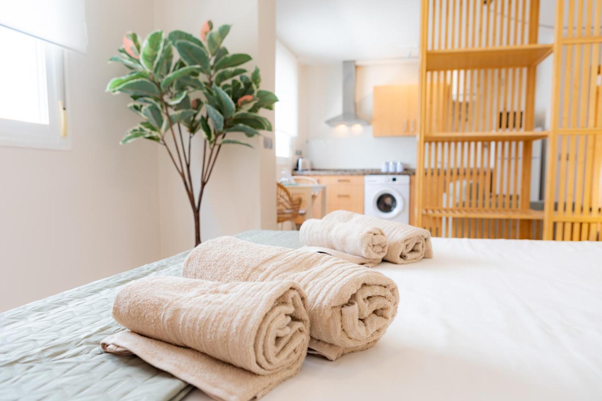 Teatro Suites Malaga City Flat Экстерьер фото